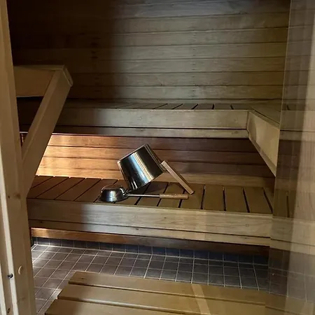 Διαμέρισμα Luxus Two Bedroom With Sauna Nearby Airport