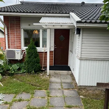 Luxus Two Bedroom With Sauna Nearby Airport *
