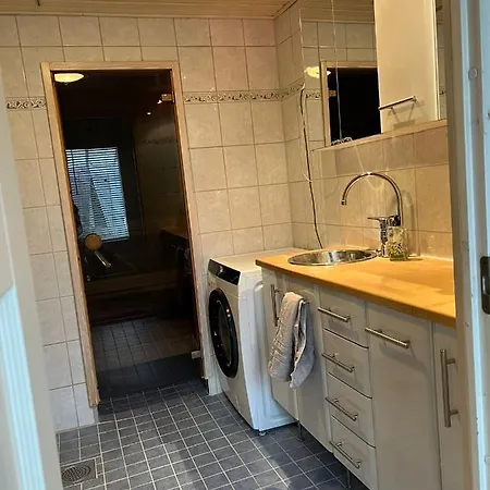 Luxus Two Bedroom With Sauna Nearby Airport